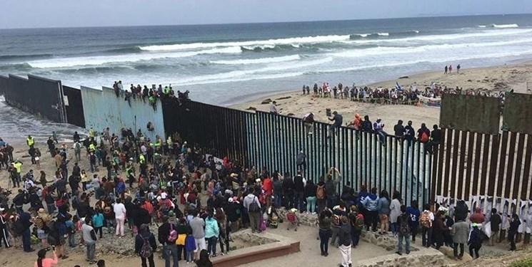 رئیس جمهور مکزیک: با ترامپ درباره دیوار مرزی گفت وگو نمی کنم