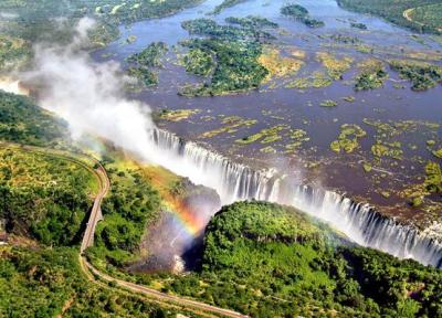 آبشار ویکتوریا از عجایب سحرانگیز آفریقا